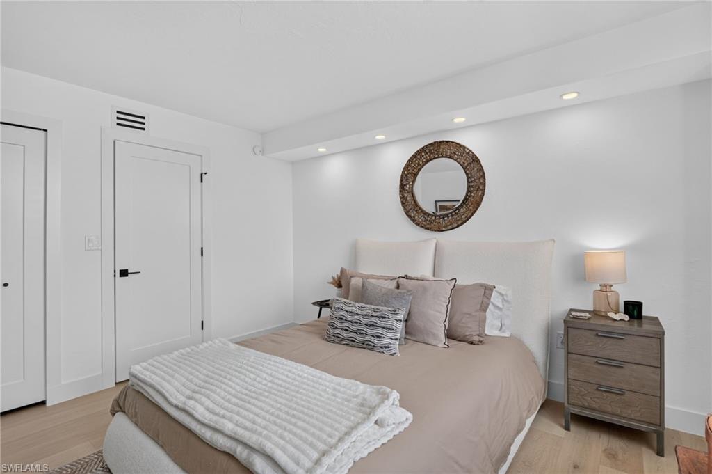 11 Bluebill AVE 606