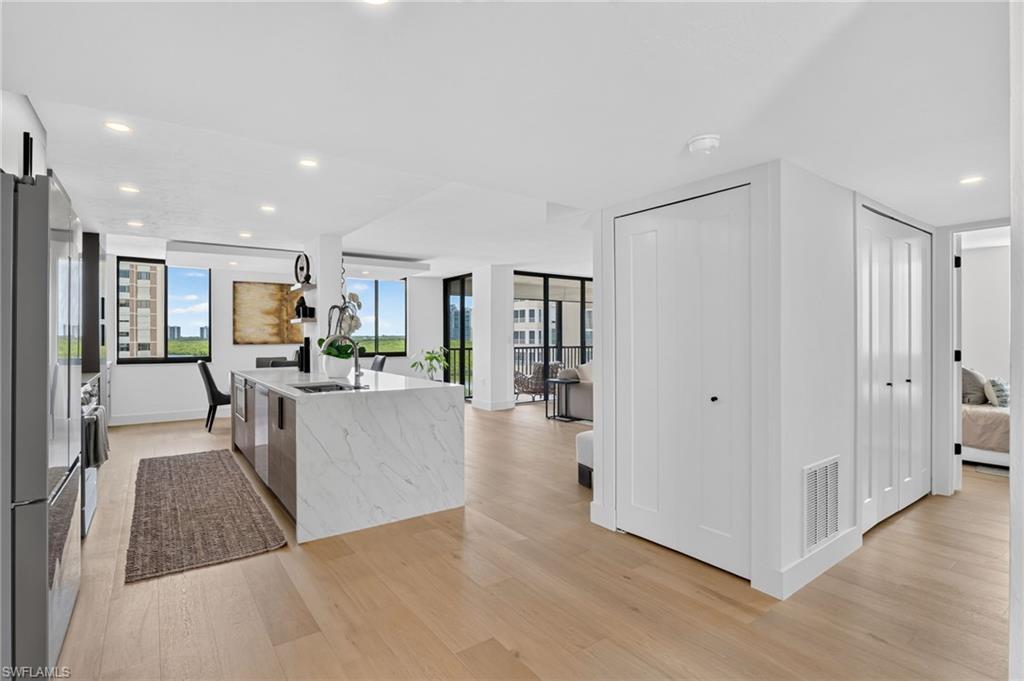 11 Bluebill AVE 606