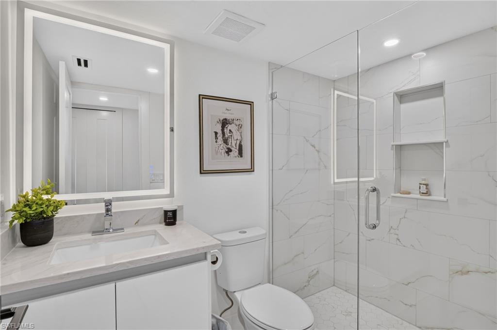 11 Bluebill AVE 606