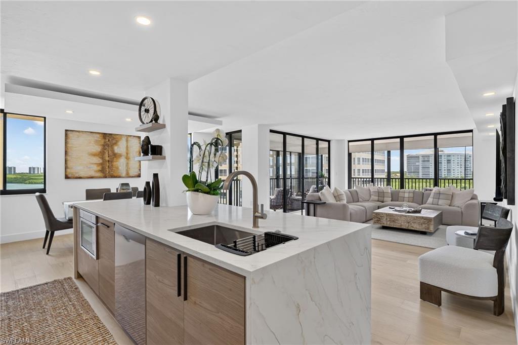 11 Bluebill AVE 606