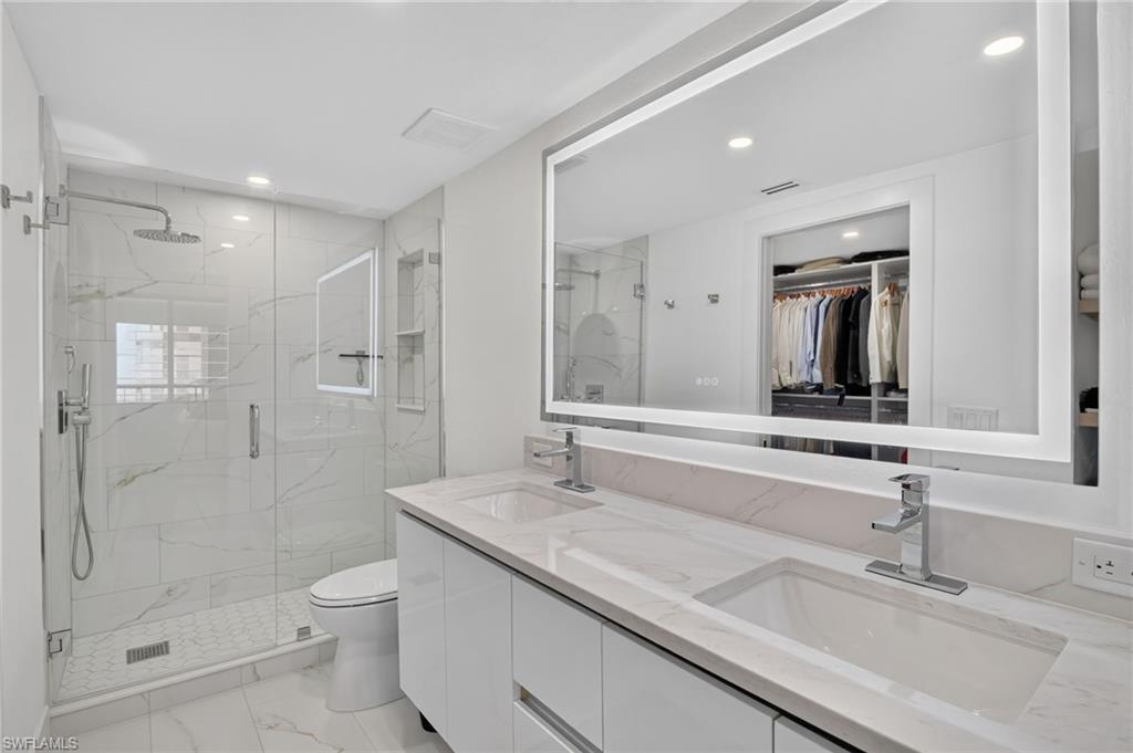 11 Bluebill AVE 606