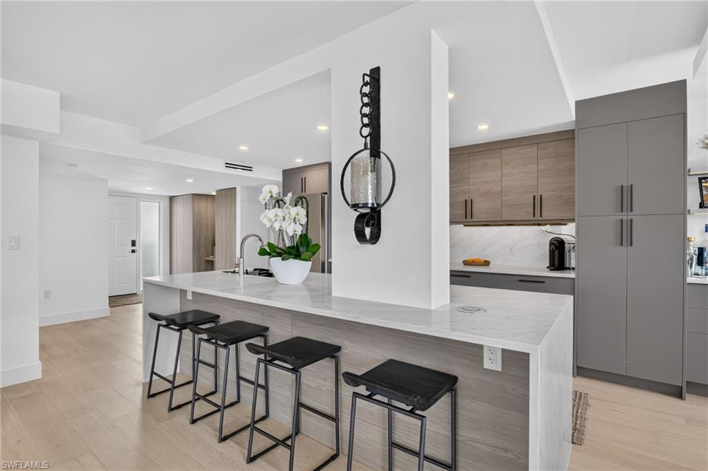 11 Bluebill AVE 606