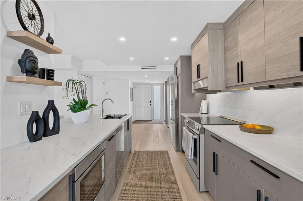 11 Bluebill AVE 606