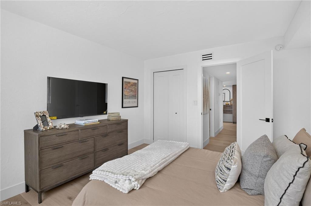 11 Bluebill AVE 606