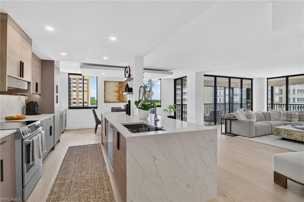 11 Bluebill AVE 606