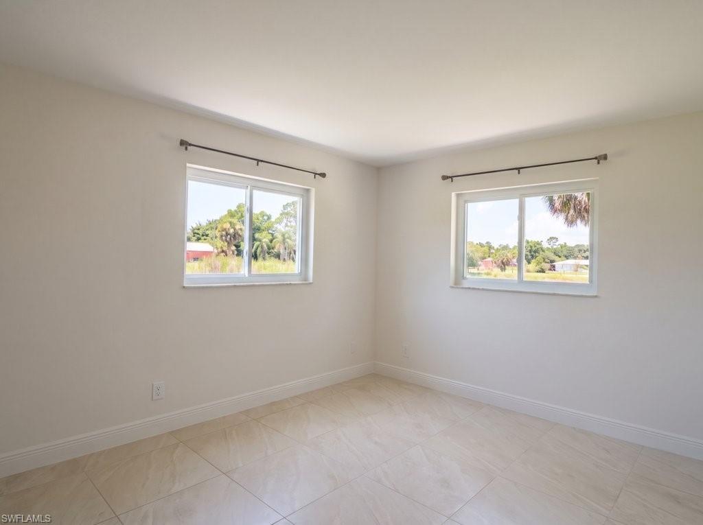 5332 Myrtle LN