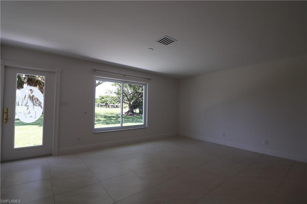 5332 Myrtle LN