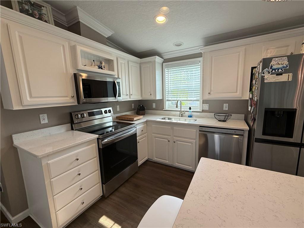 1626 Diamond Lake CIR