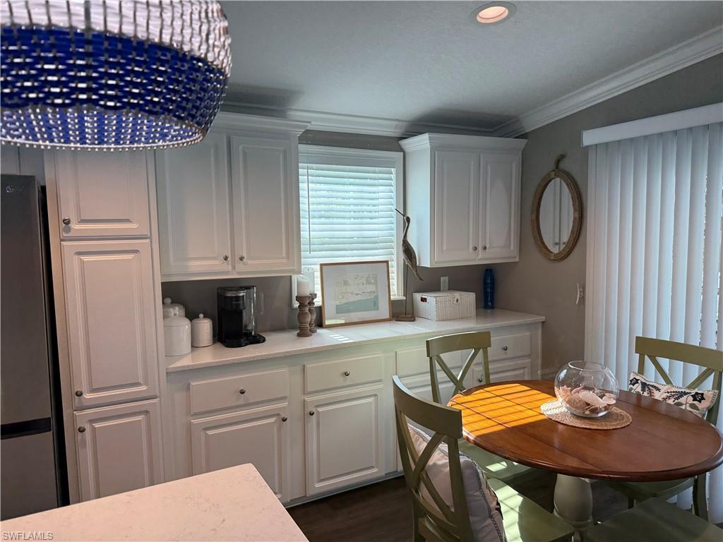 1626 Diamond Lake CIR