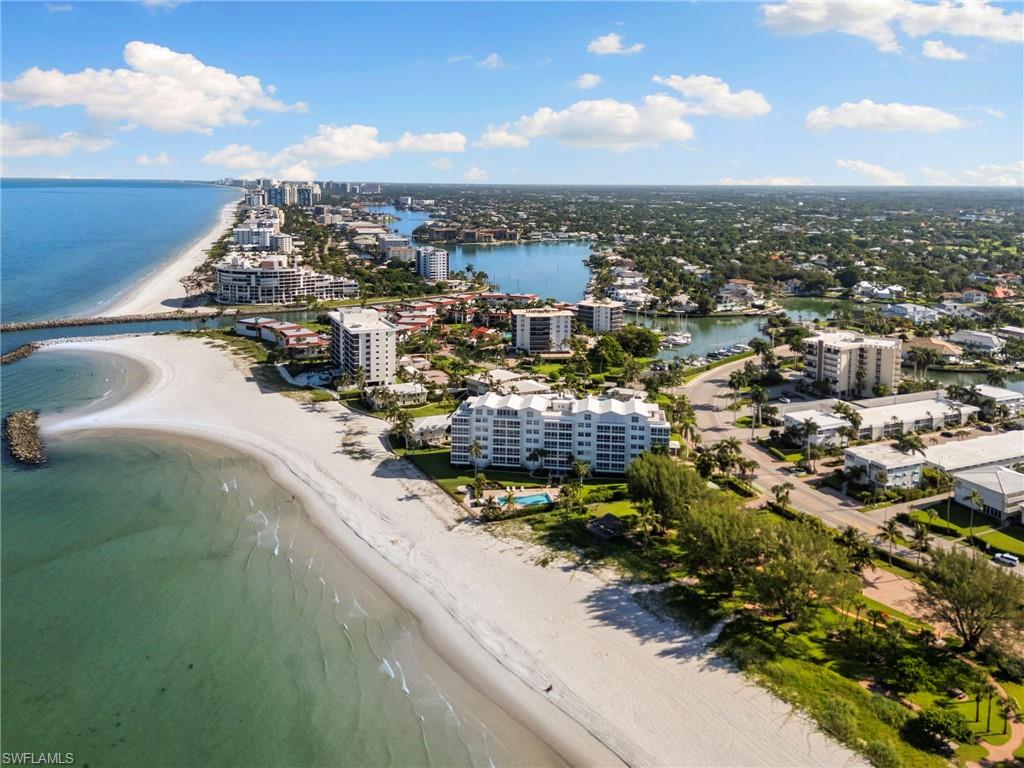 2121 Gulf Shore BLVD N 203