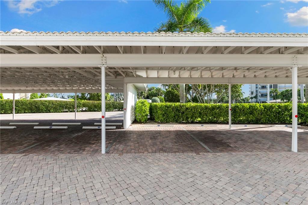 2121 Gulf Shore BLVD N 203