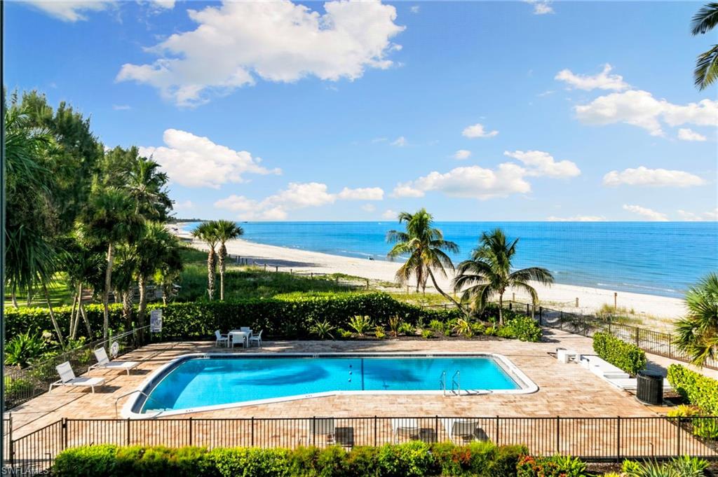 2121 Gulf Shore BLVD N 203