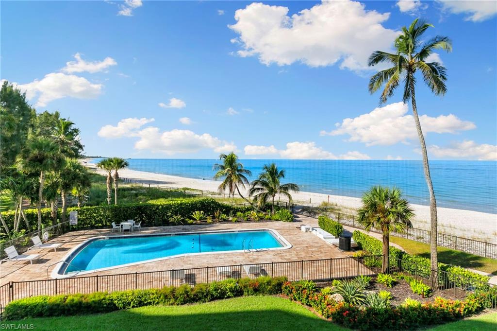 2121 Gulf Shore BLVD N 203