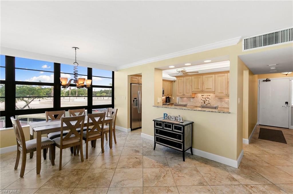 380 Seaview CT 203