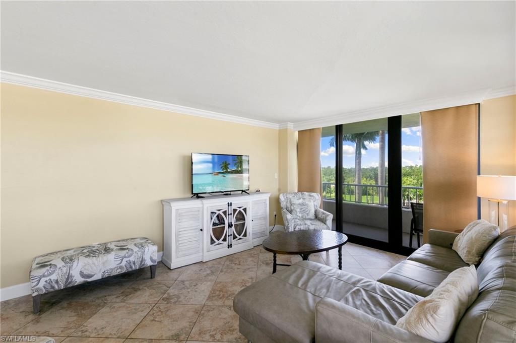380 Seaview CT 203