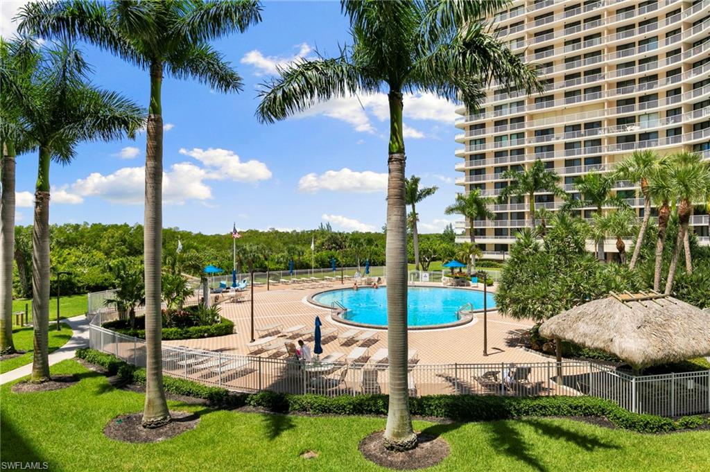 380 Seaview CT 203