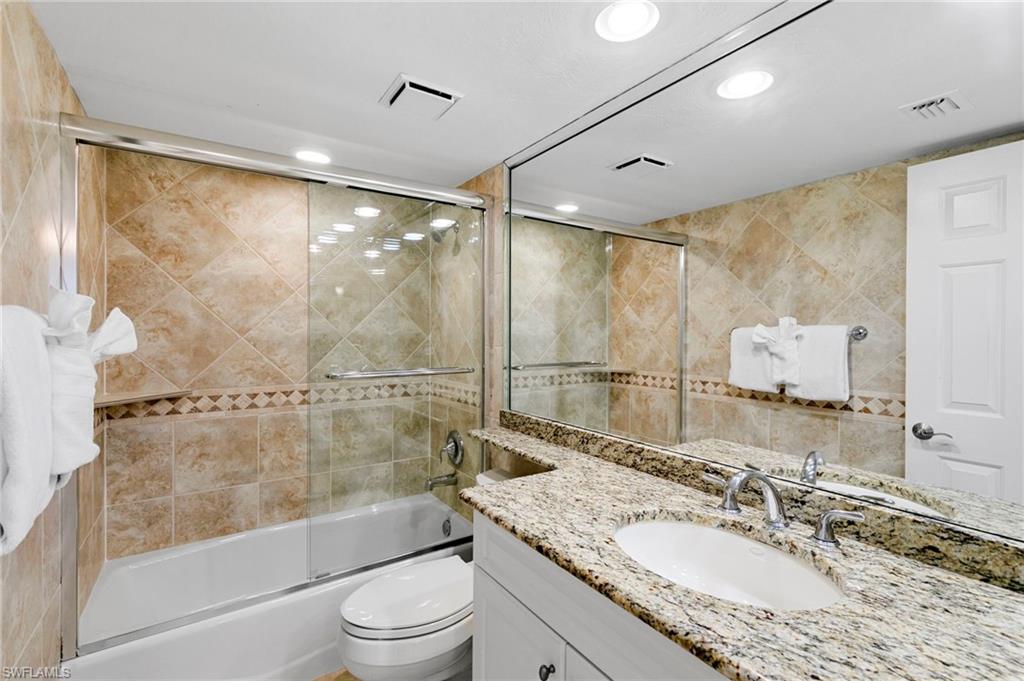 380 Seaview CT 203