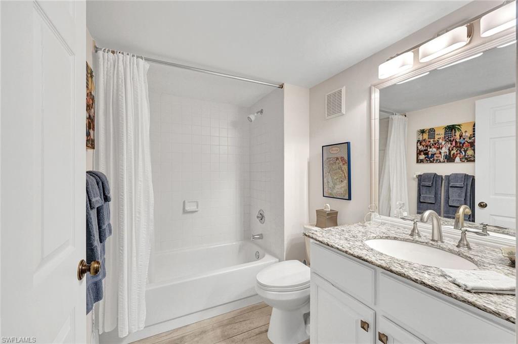 4130 Bayhead DR 105