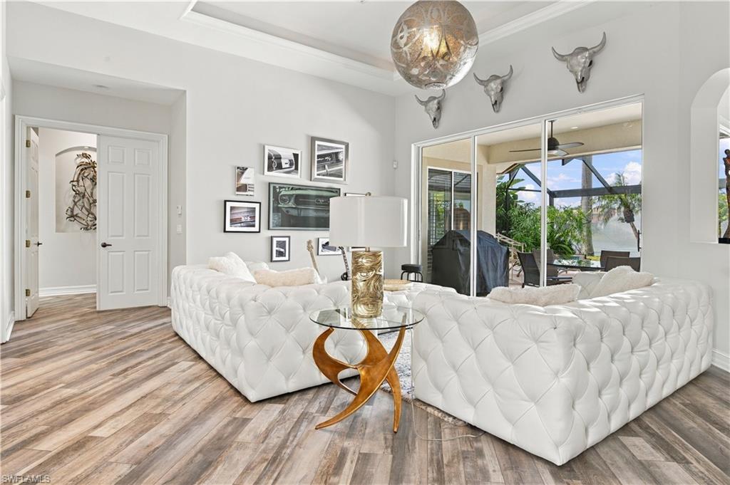 4995 Rustic Oaks CIR