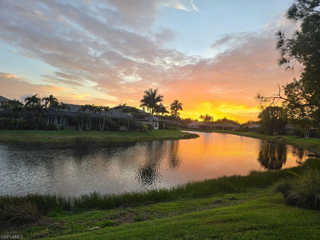 4995 Rustic Oaks CIR