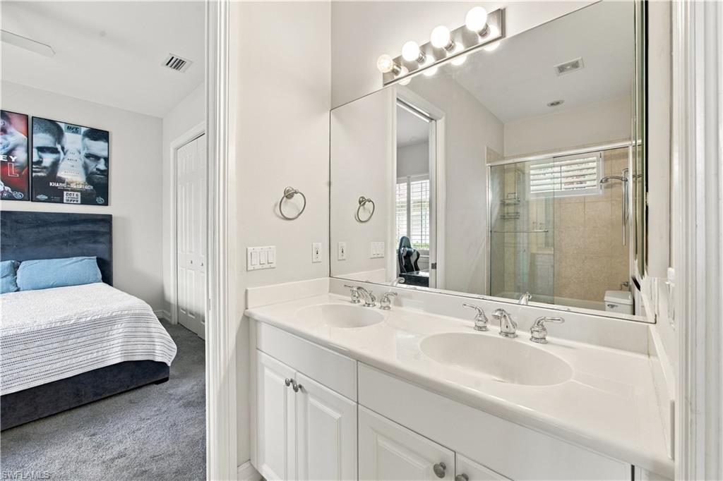 4995 Rustic Oaks CIR