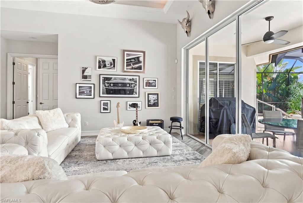 4995 Rustic Oaks CIR