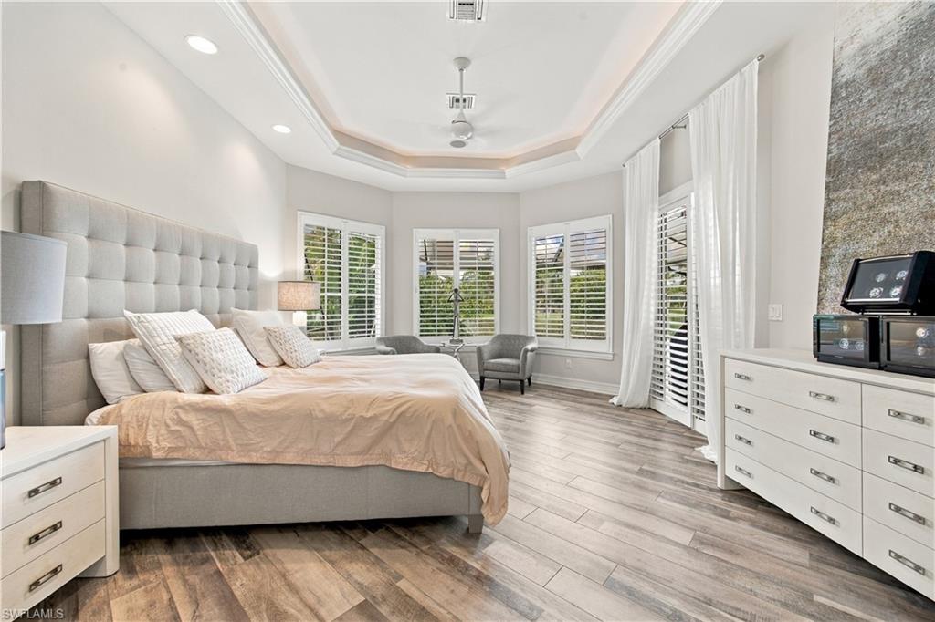 4995 Rustic Oaks CIR