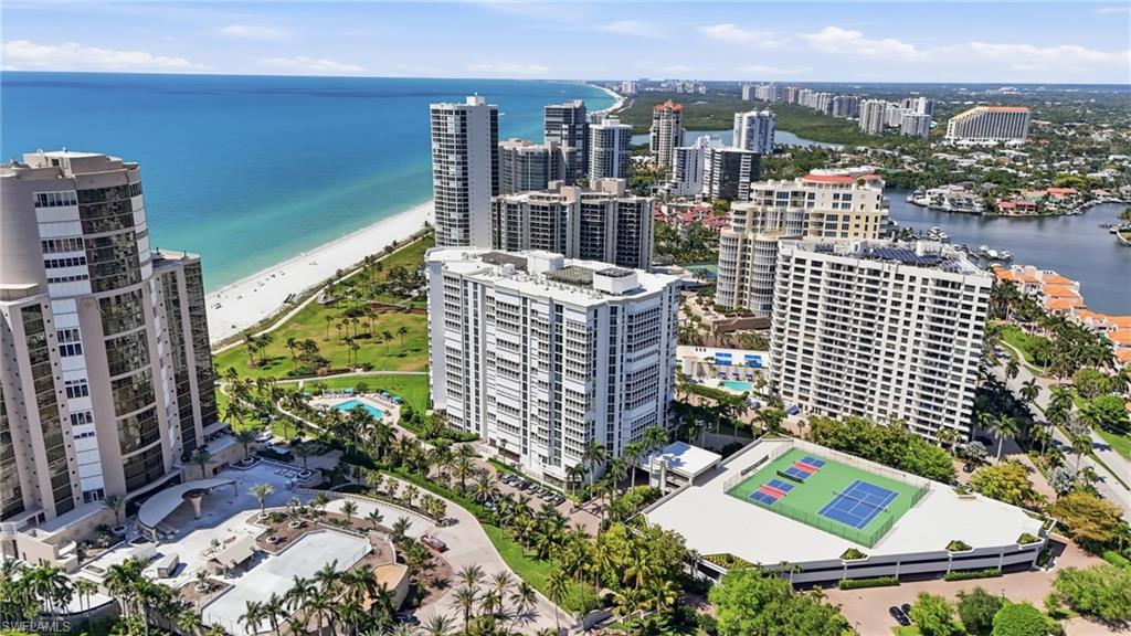 4401 Gulf Shore BLVD N 1206