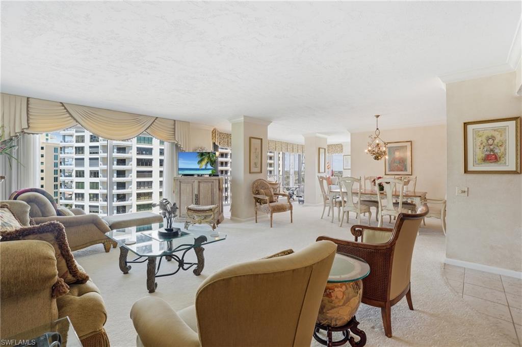 4401 Gulf Shore BLVD N 1206
