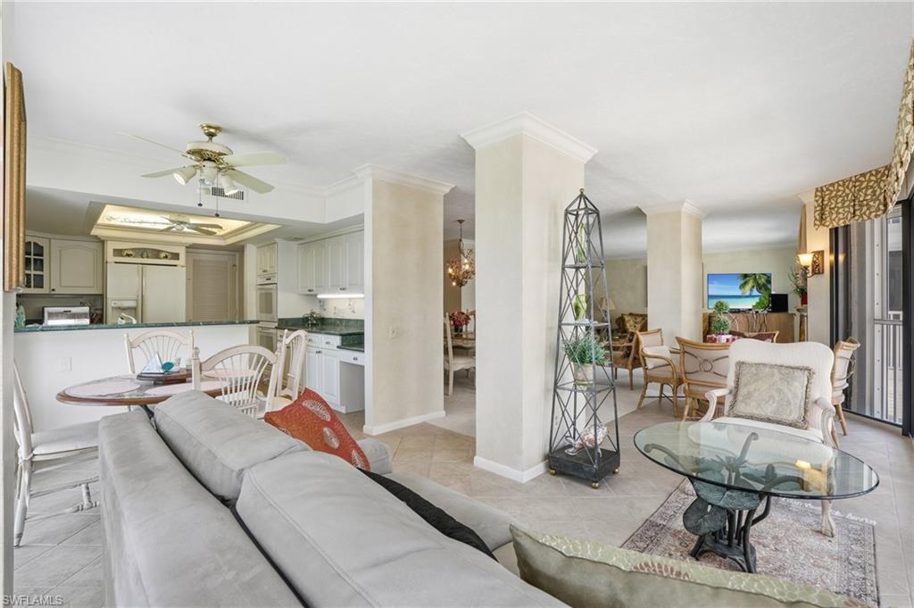 4401 Gulf Shore BLVD N 1206
