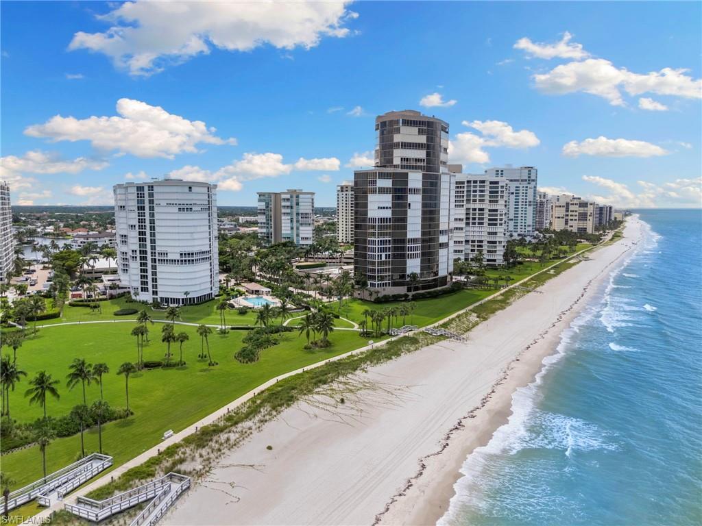 4401 Gulf Shore BLVD N 1206