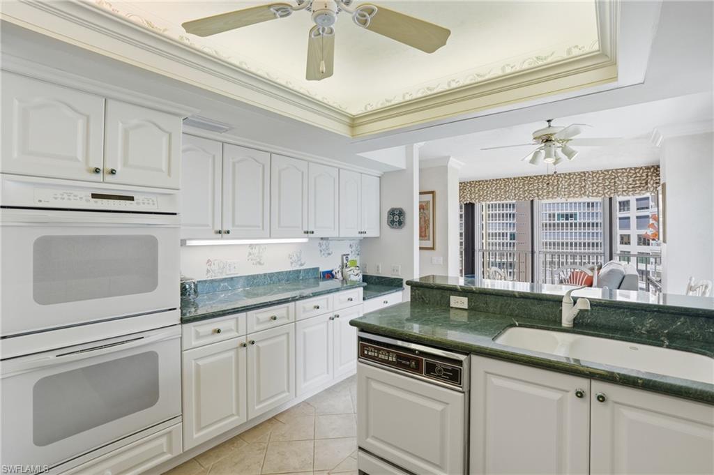 4401 Gulf Shore BLVD N 1206