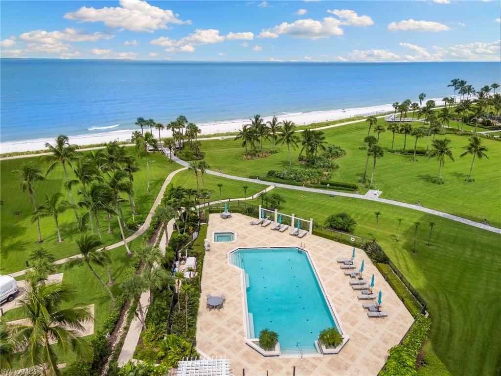 4401 Gulf Shore BLVD N 1206