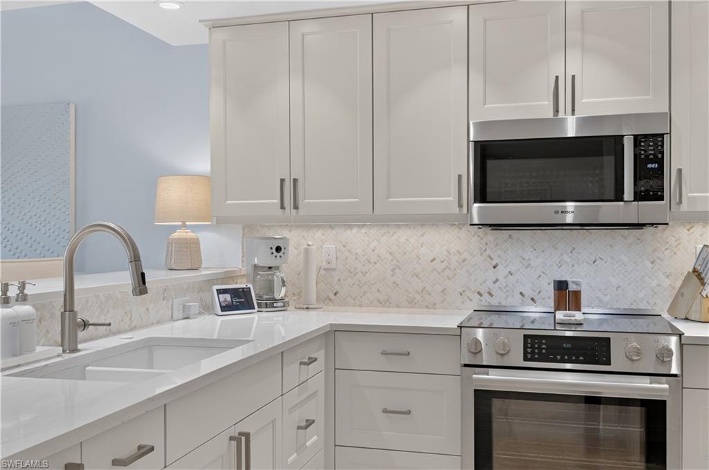 6350 Pelican Bay BLVD B206