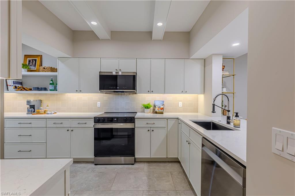 414 Sugar Pine LN