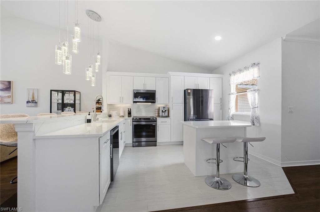 250 Robin Hood CIR 201