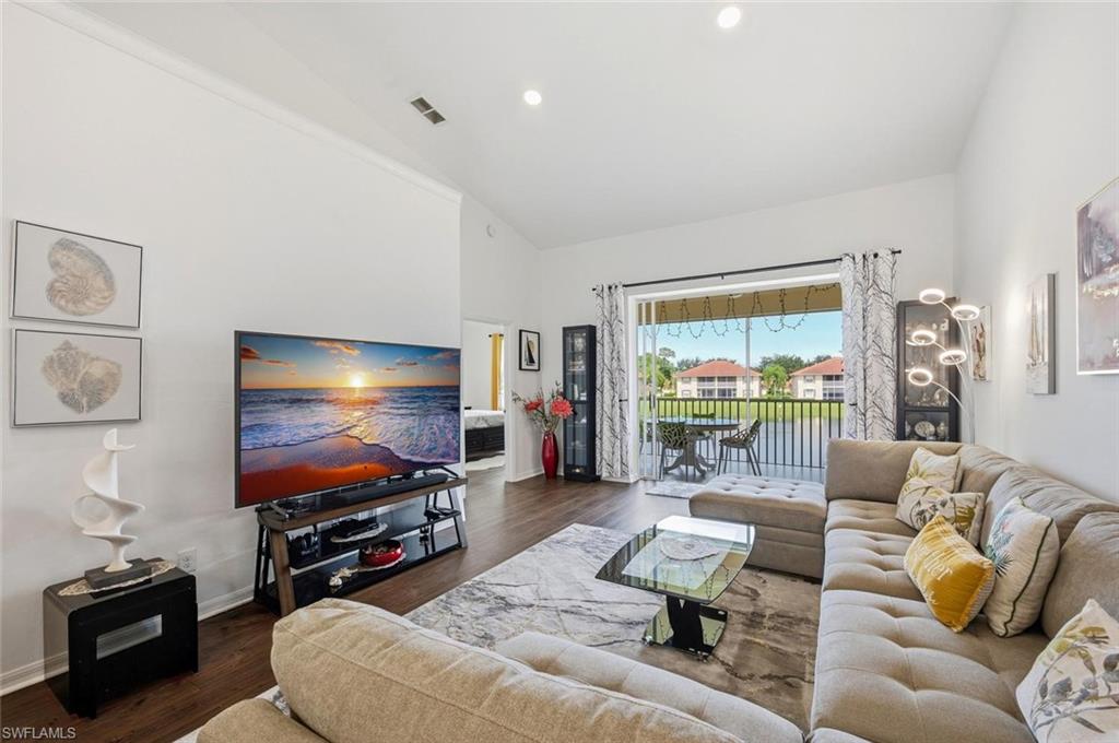 250 Robin Hood CIR 201