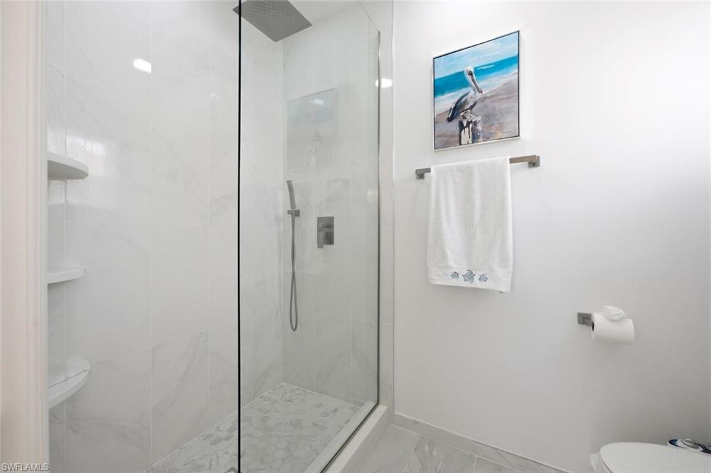 250 Robin Hood CIR 201