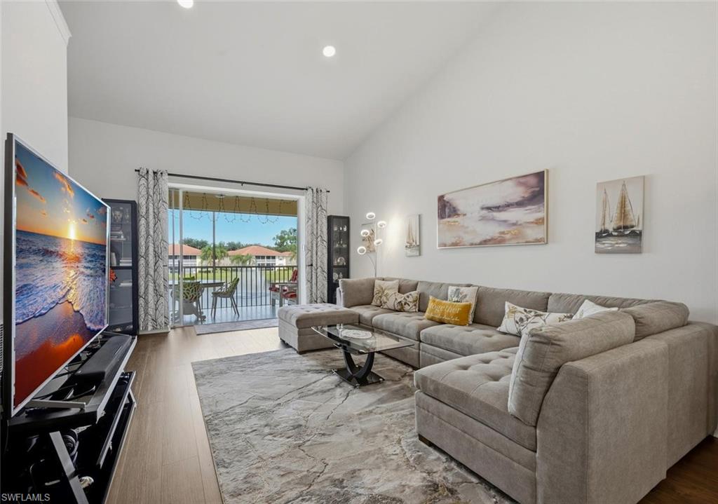 250 Robin Hood CIR 201