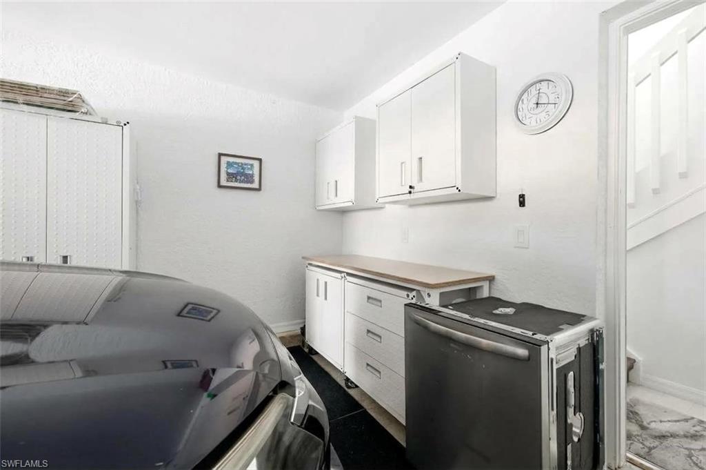 250 Robin Hood CIR 201