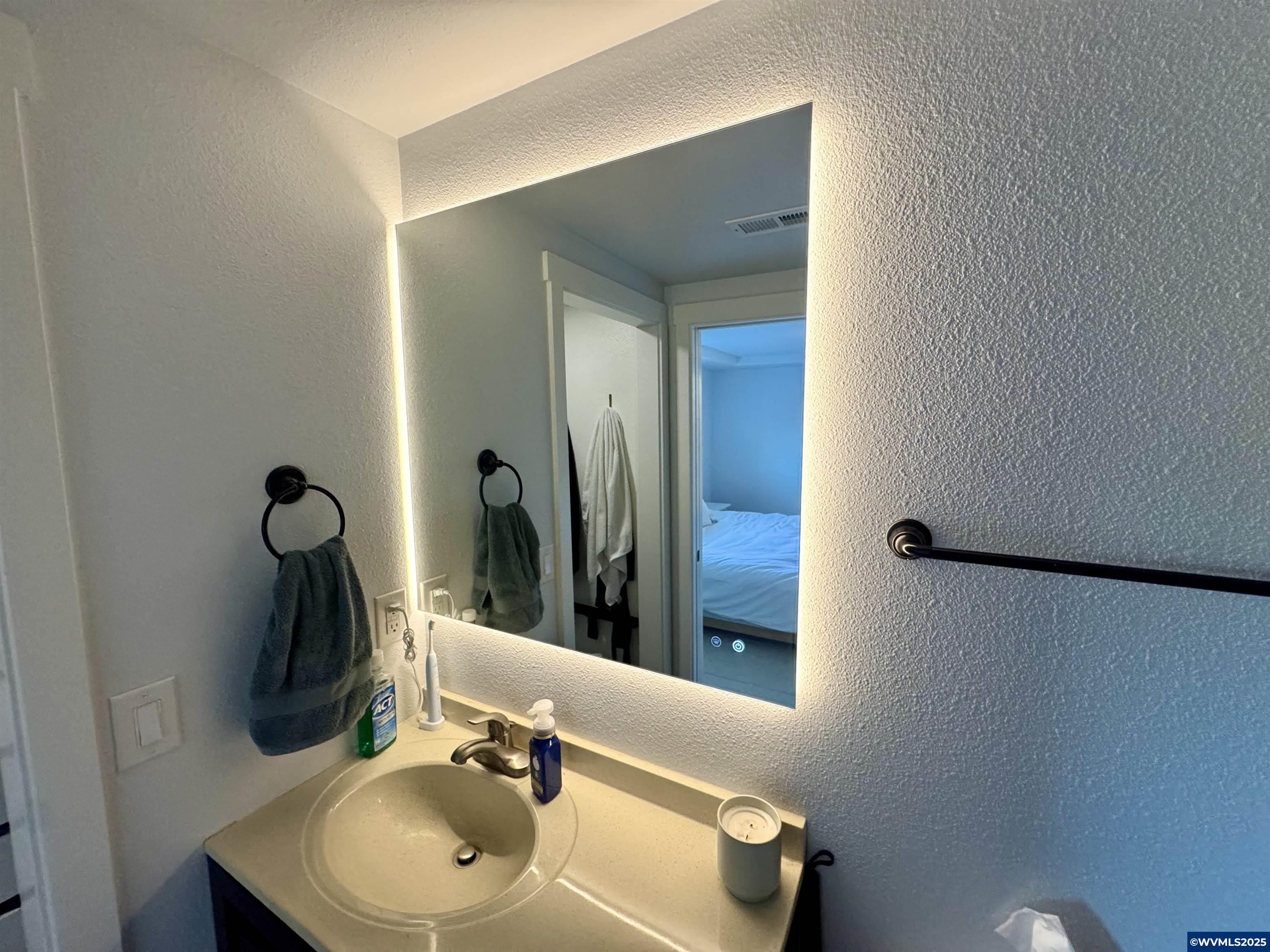 2554 Kitsap St NW St