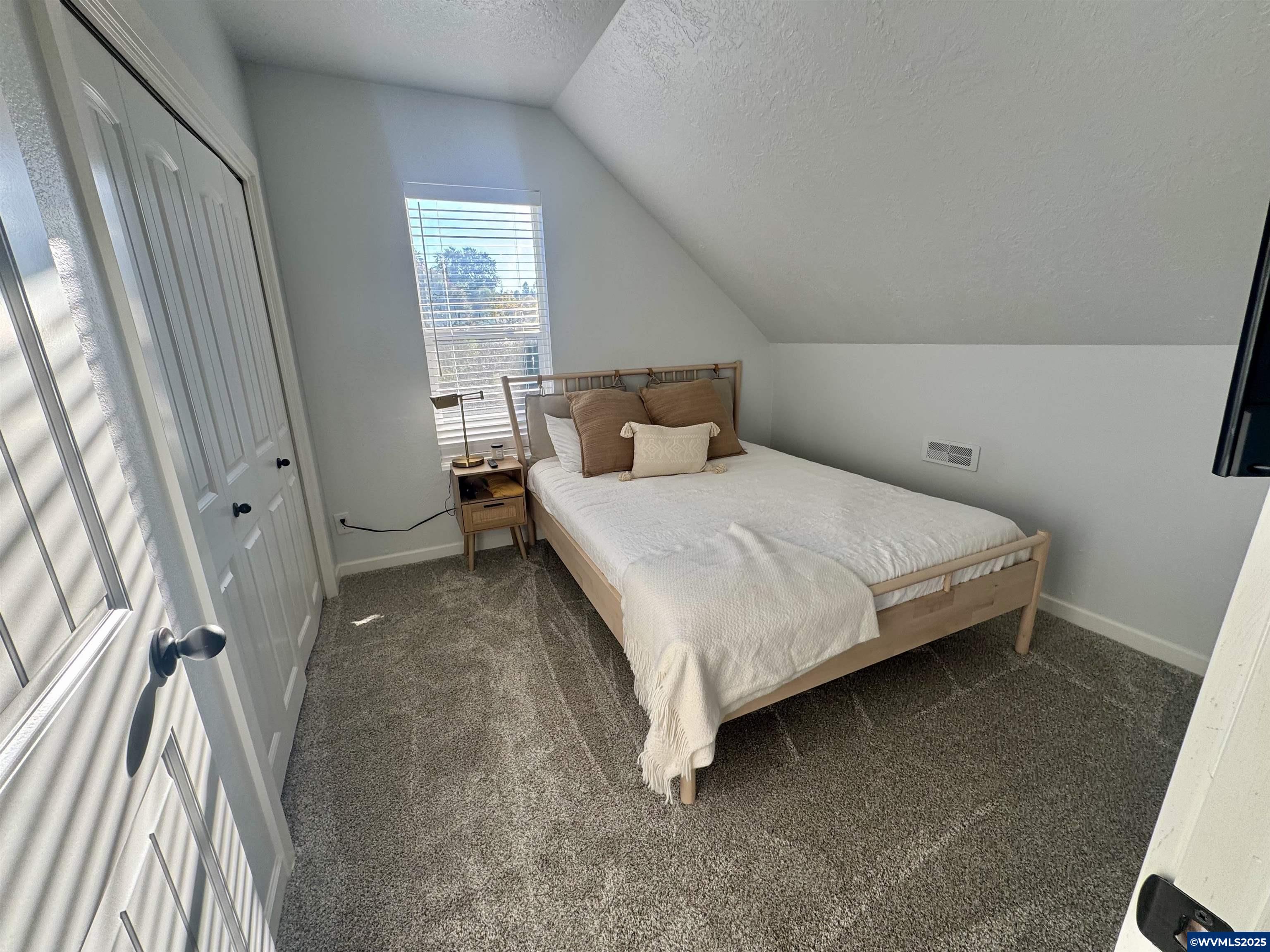 2554 Kitsap St NW St