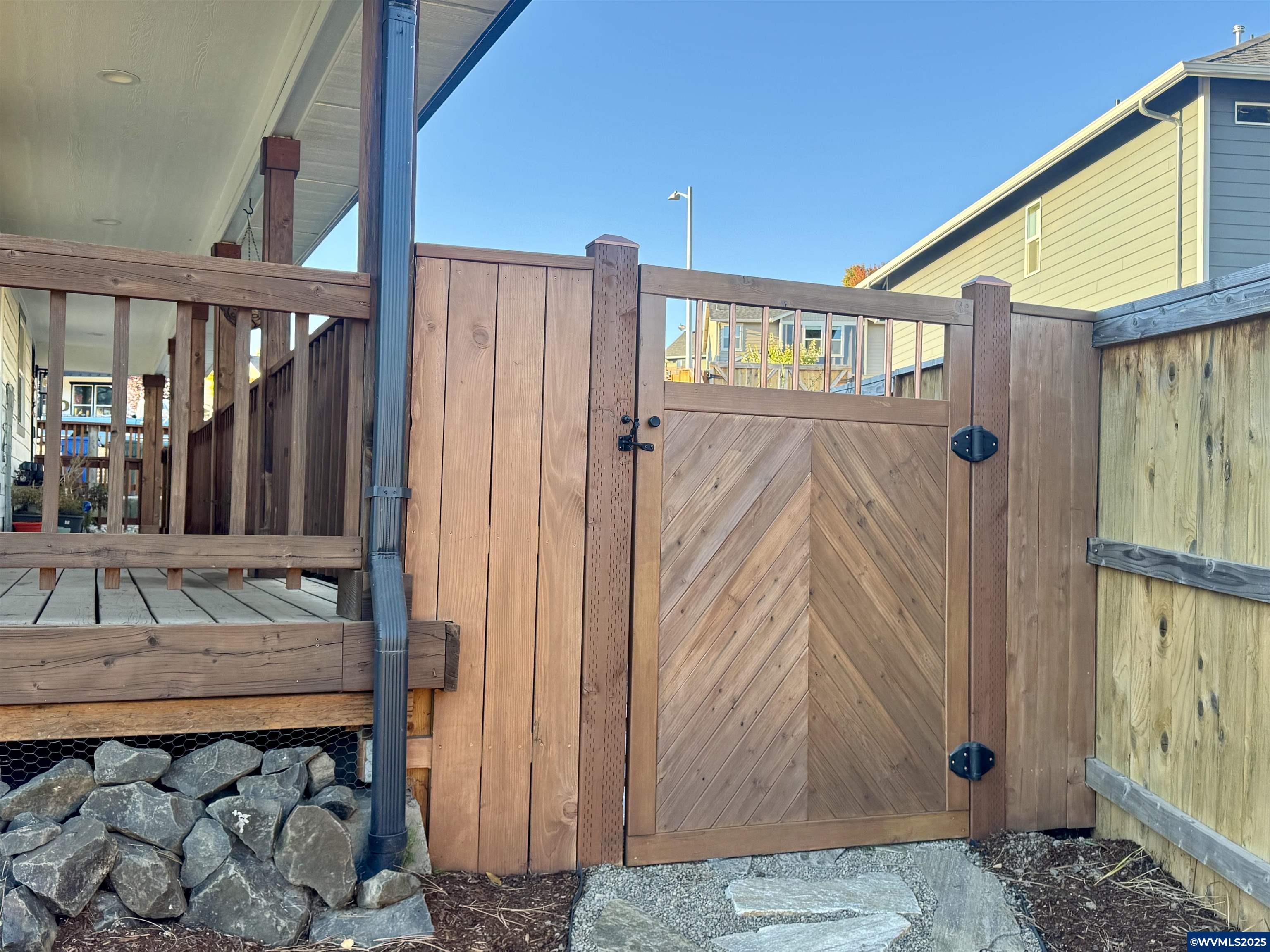 2554 Kitsap St NW St