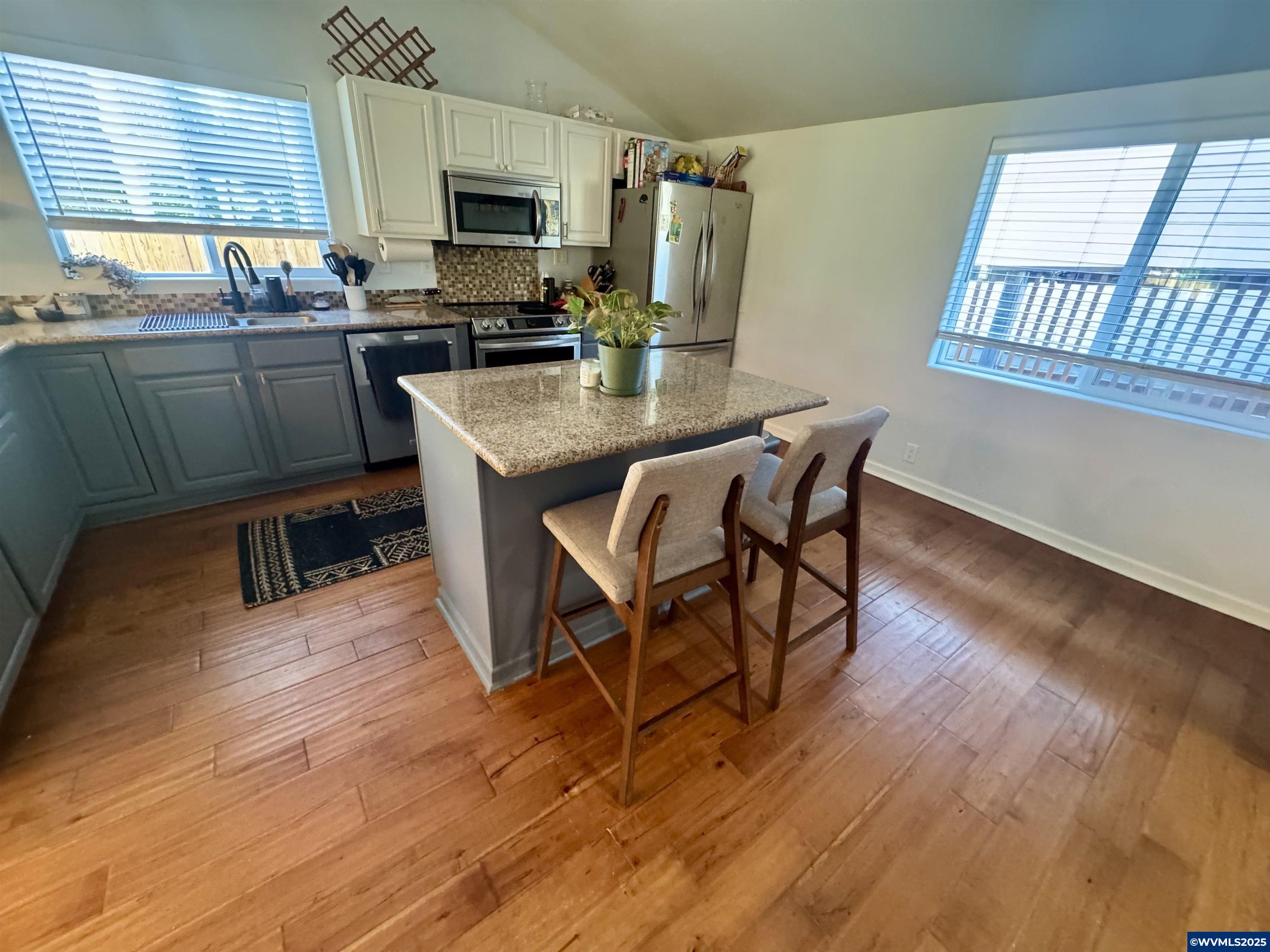 2554 Kitsap St NW St