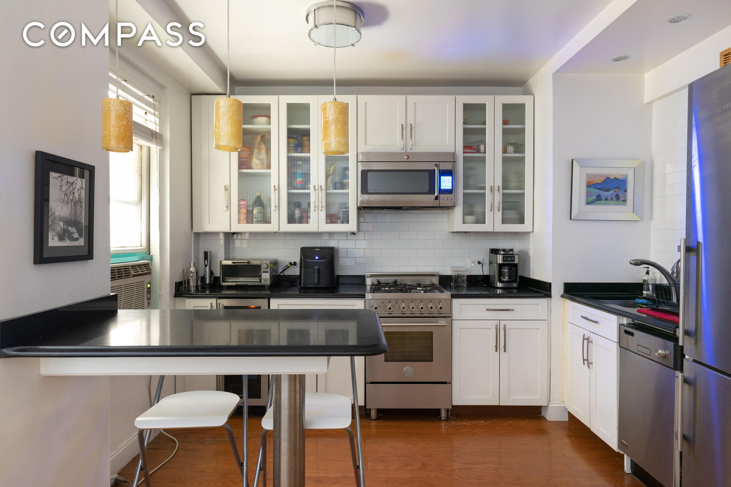 155 E 49th Street 4G