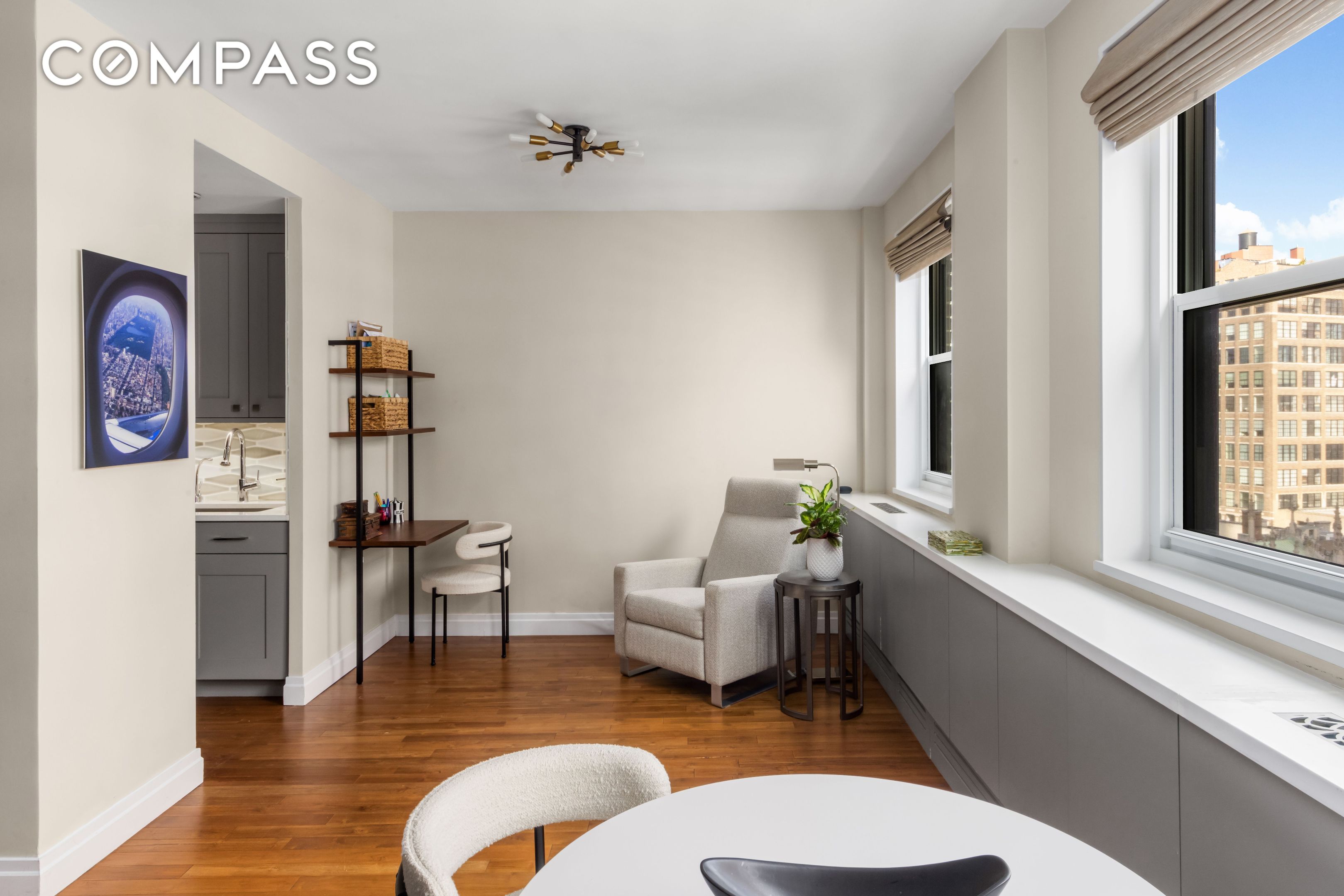 63 E 9th Street 14K