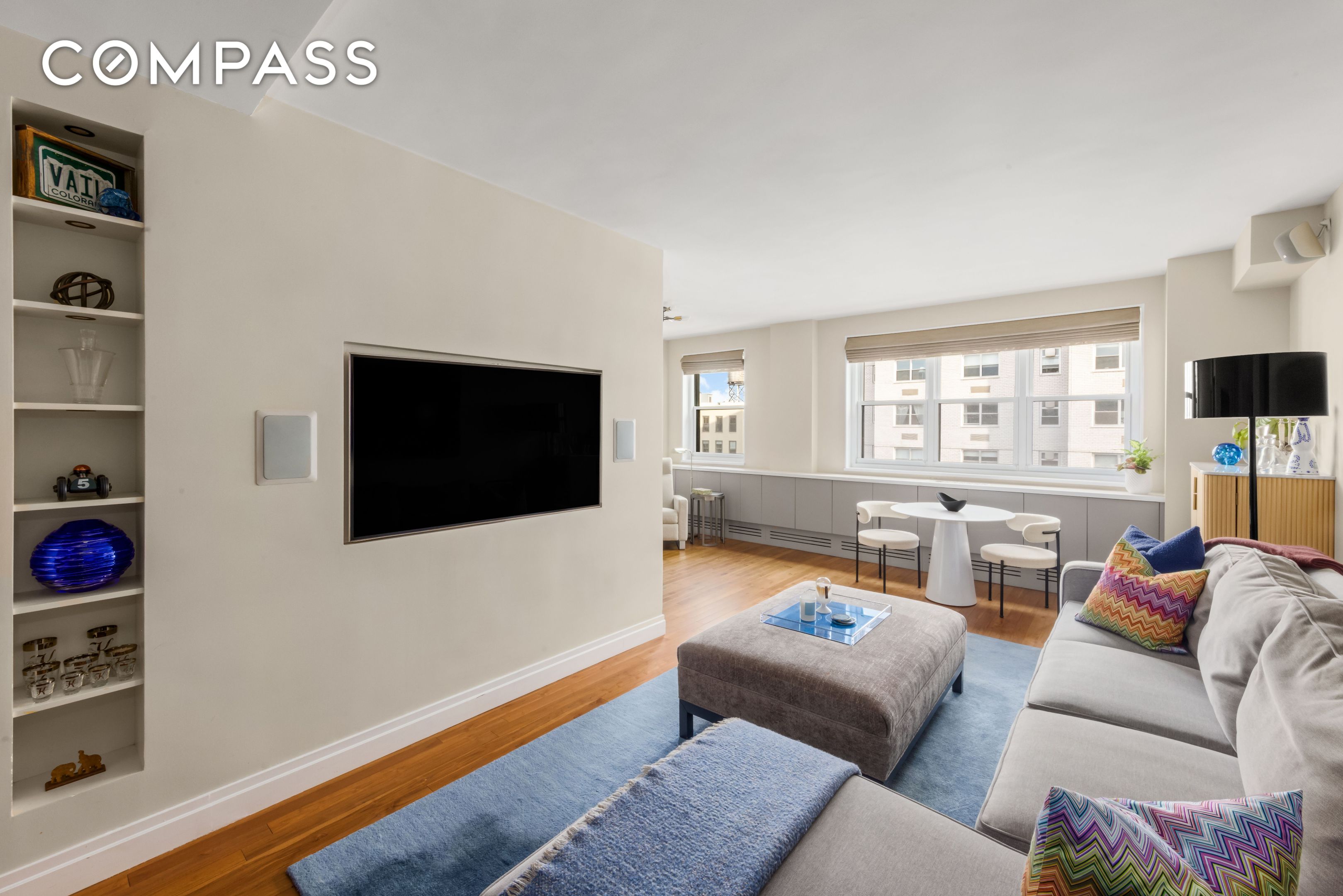 63 E 9th Street 14K