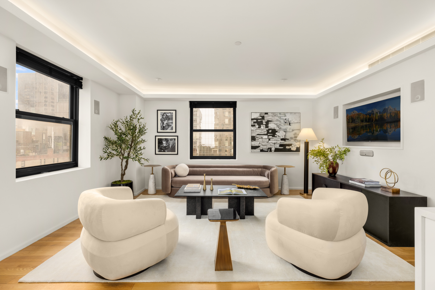 160 CENTRAL Park S 1730