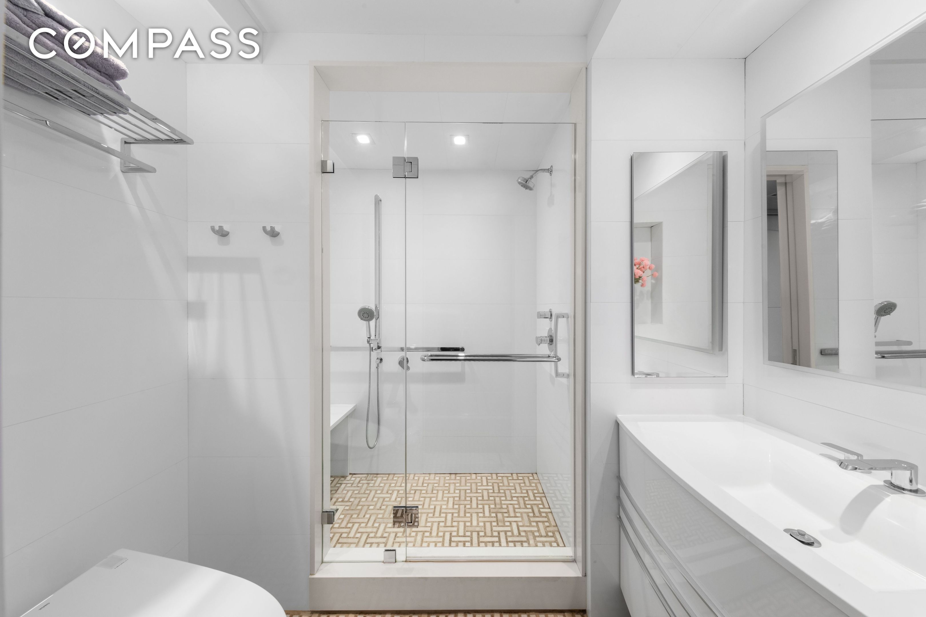 207 E 74th Street 1J