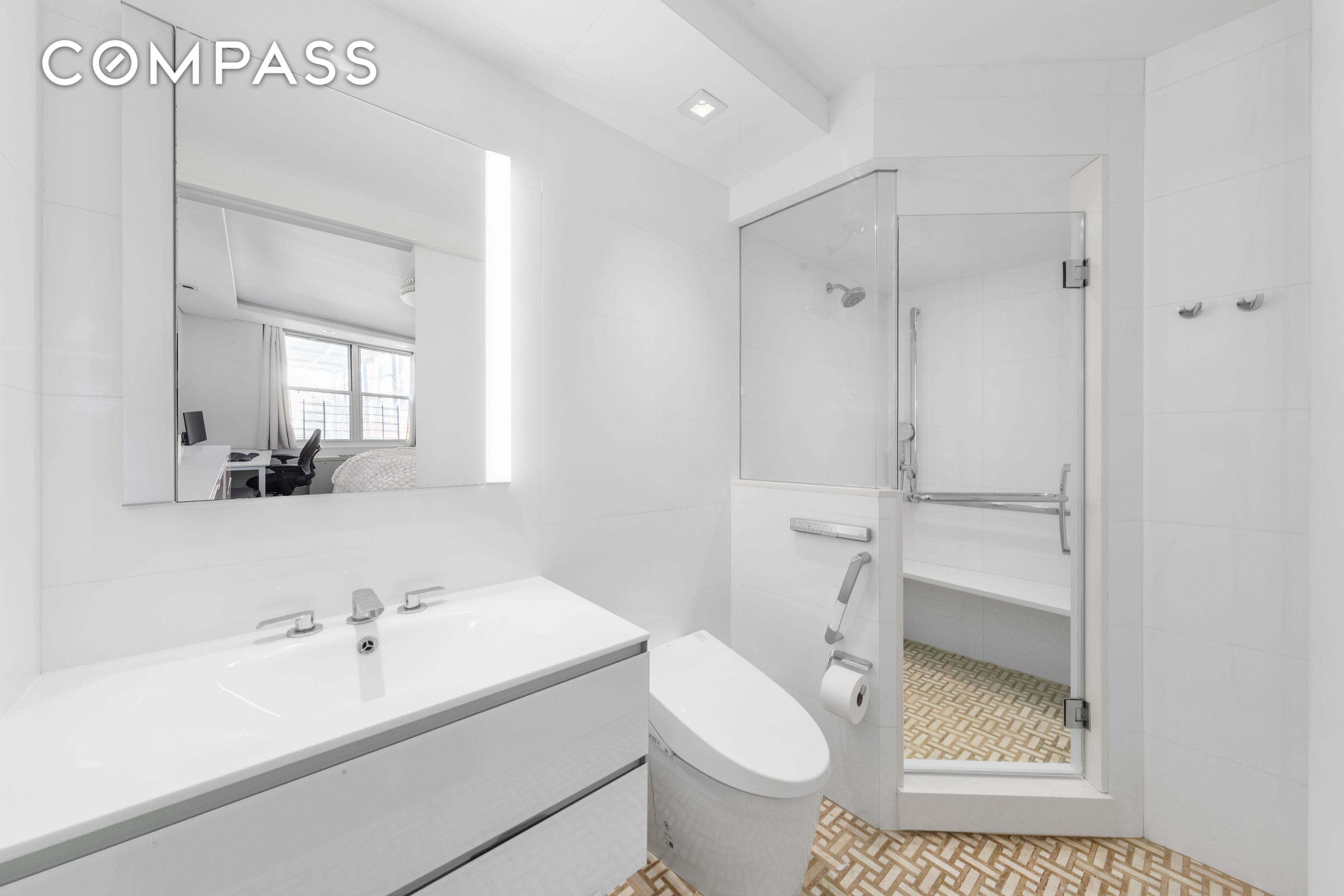 207 E 74th Street 1J